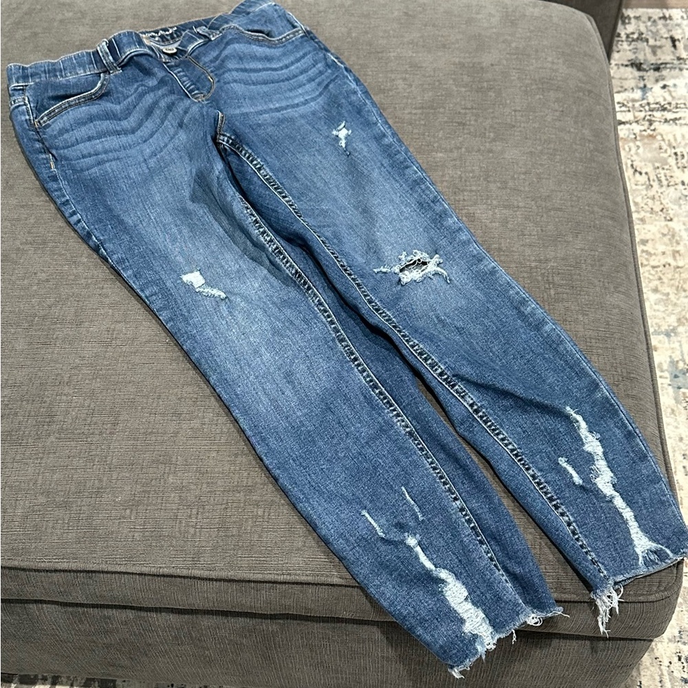 Maurices Classic Blue Ripped Skinny Jeans